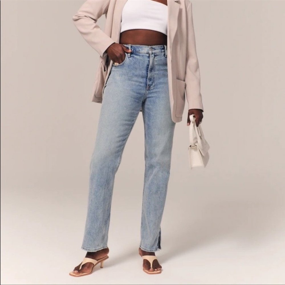 Abercrombie & Fitch Womens Curve Love Ultra High Rise 90s Straight Jean Size 26